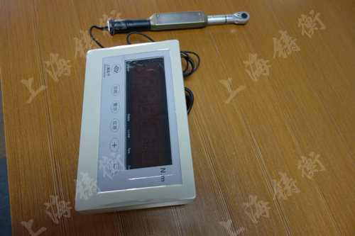  數(shù)顯扭矩扳手